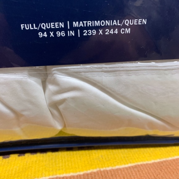 NIB Ralph Lauren ultimate down comforter queen sz - Picture 5 of 6